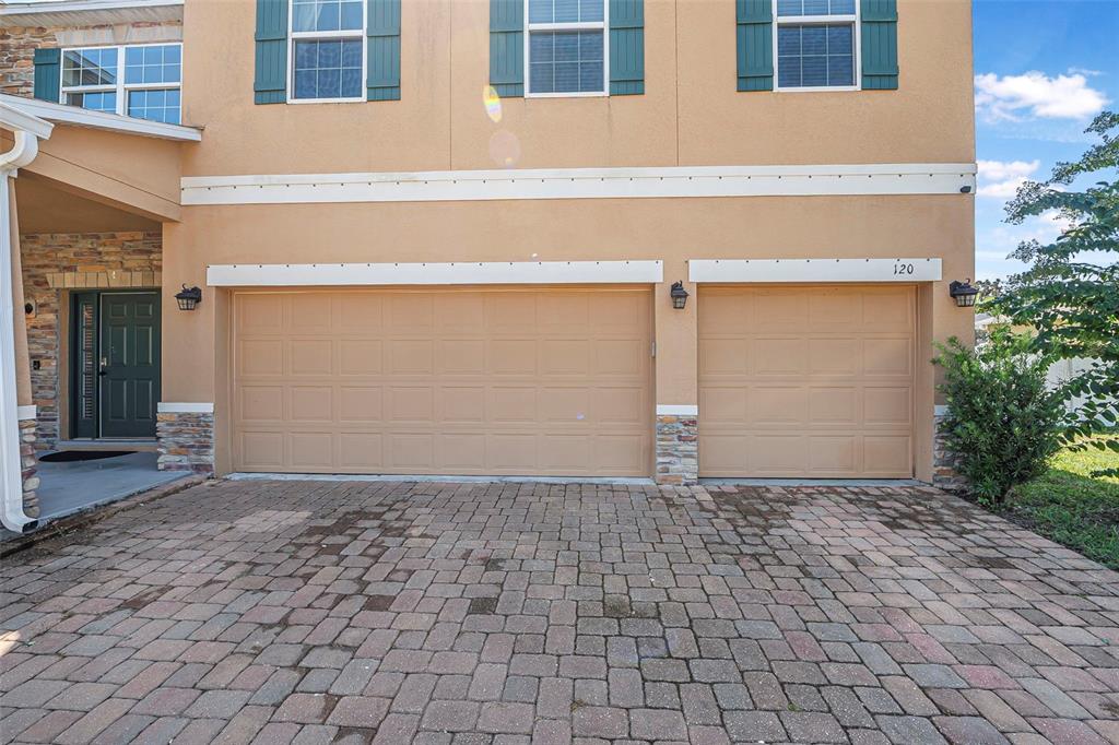 Property for sale at 120 LOS ARBOR DRIVE, DELAND, FL, 32724