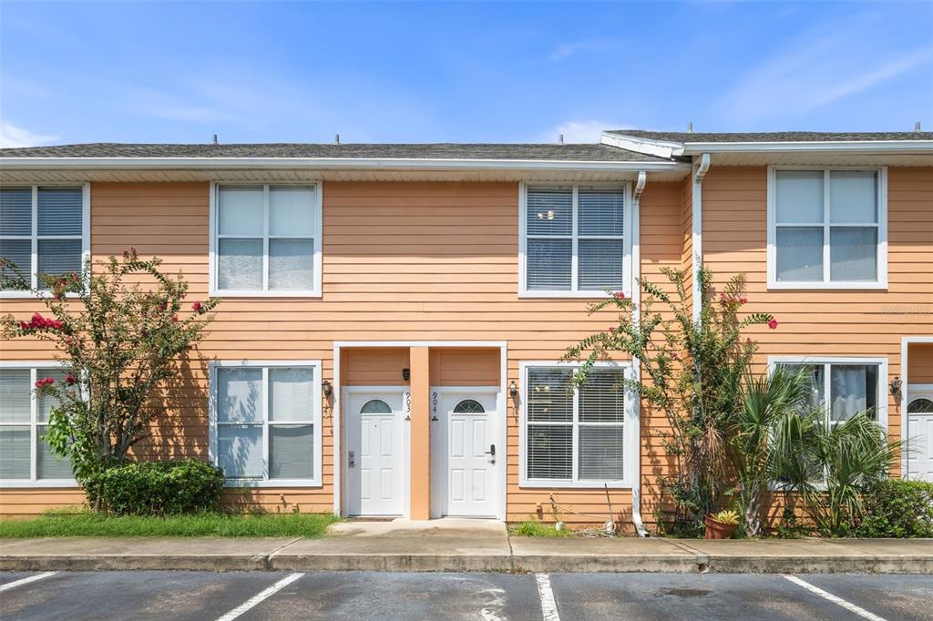 Property for sale at 3970 SW 20TH AVENUE UNIT 904, GAINESVILLE, FL, 32607