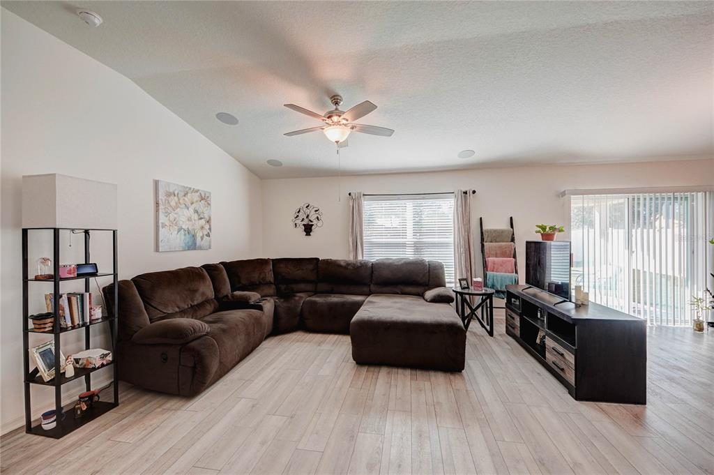 Property for sale at 3200 CASA DEL REY AVENUE, KISSIMMEE, FL, 34746