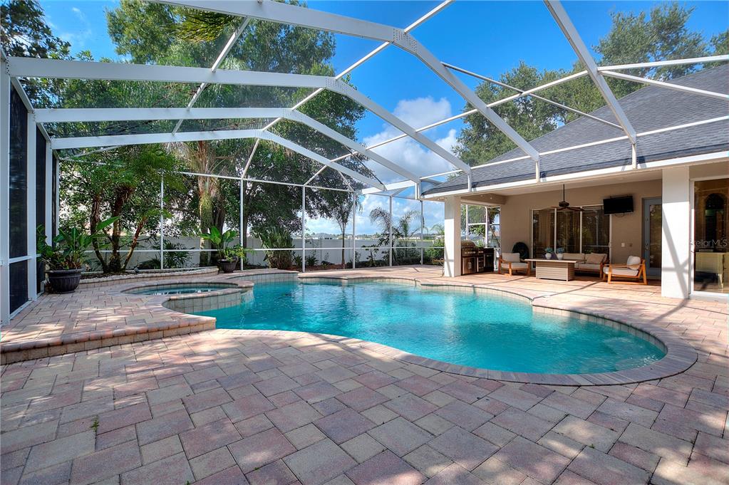 Property for sale at 9469 WATERFORD OAKS DRIVE, WINTER HAVEN, FL, 33884
