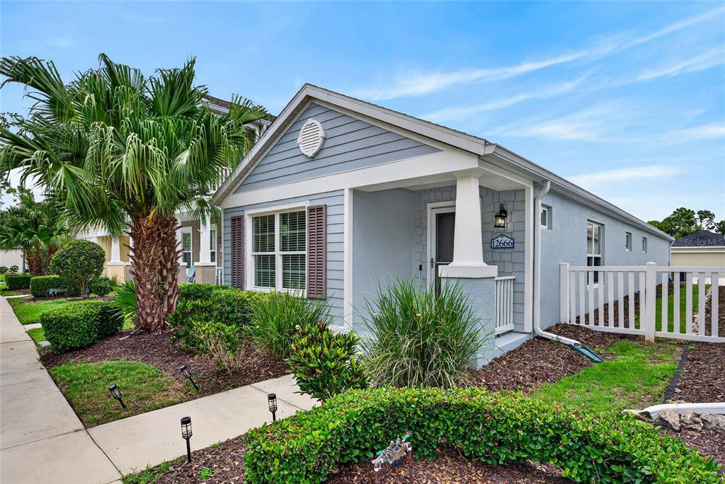 Property for sale at 12666 SHIMMERING OAK CIRCLE, VENICE, FL, 34293