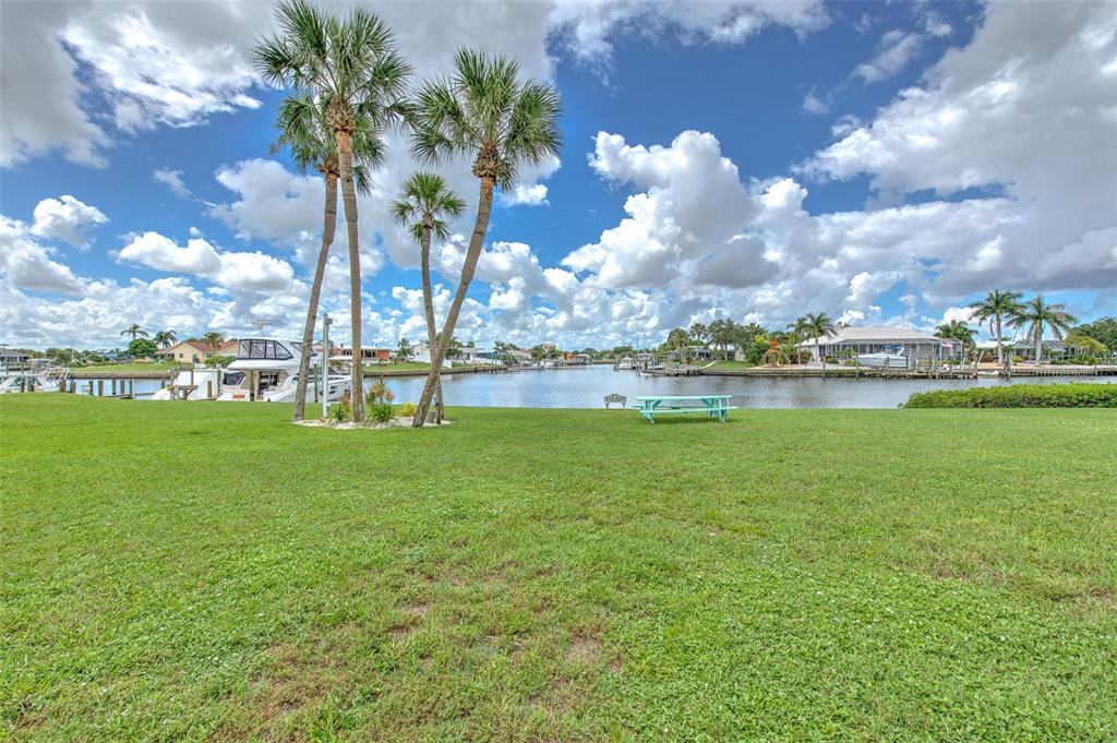 Property for sale at 1028 APOLLO BEACH BOULEVARD UNIT 4, APOLLO BEACH, FL, 33572