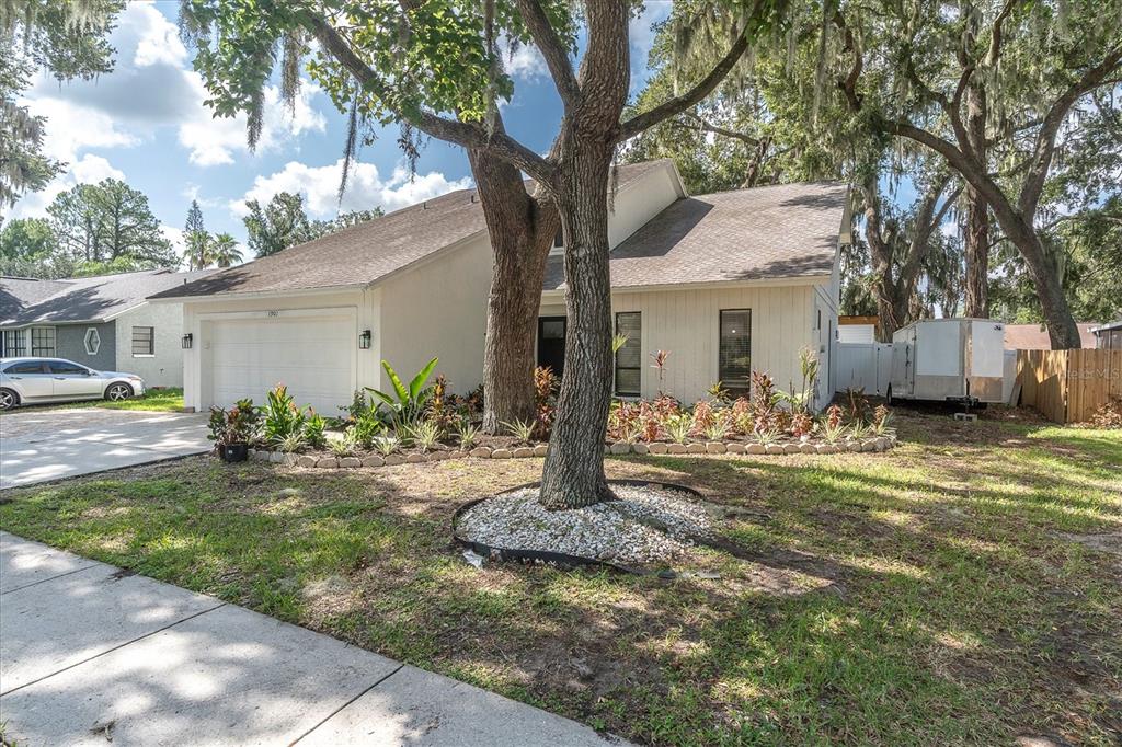 Property for sale at 1901 LANDSIDE DRIVE, VALRICO, FL, 33594