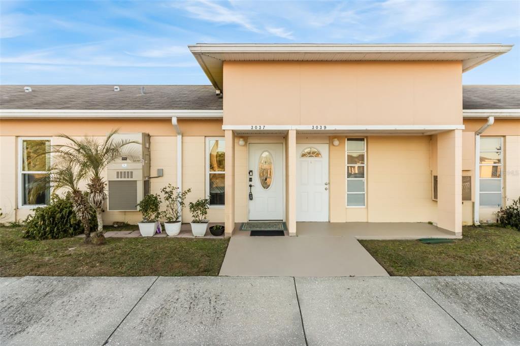 Property for sale at 3037 CLUB CIR, LAKESHORE, FL, 33854