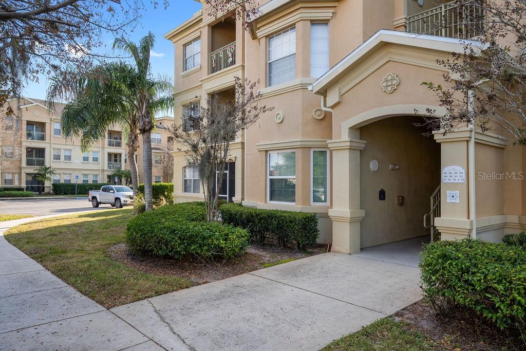 Property for sale at 302 TERRACE RIDGE CIRCLE UNIT 302, DAVENPORT, FL, 33896