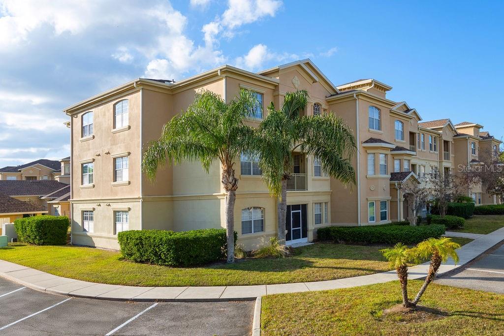 Property for sale at 302 TERRACE RIDGE CIRCLE UNIT 302, DAVENPORT, FL, 33896