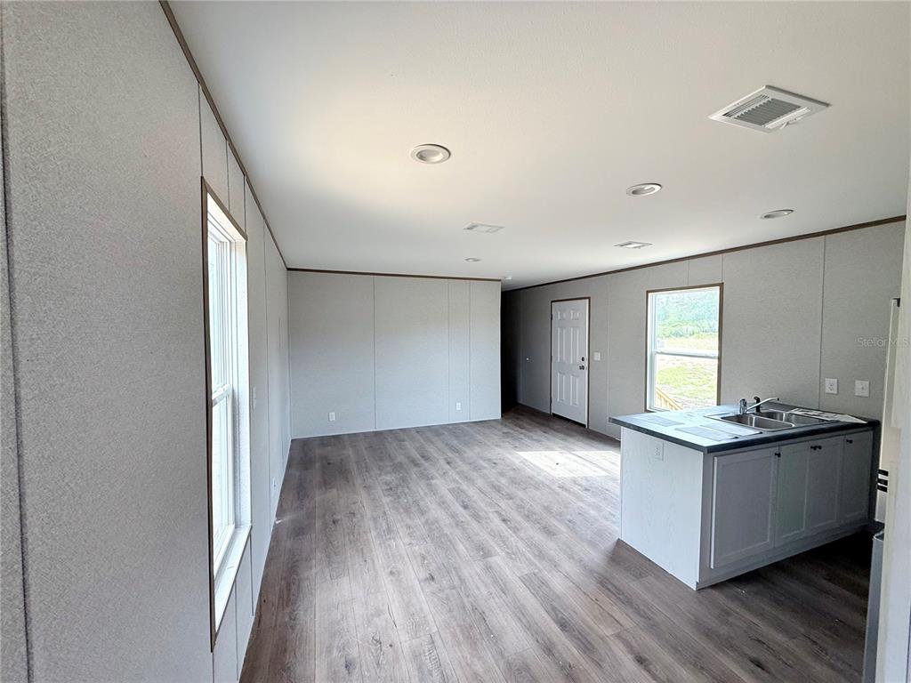 kitchen/dining/living area