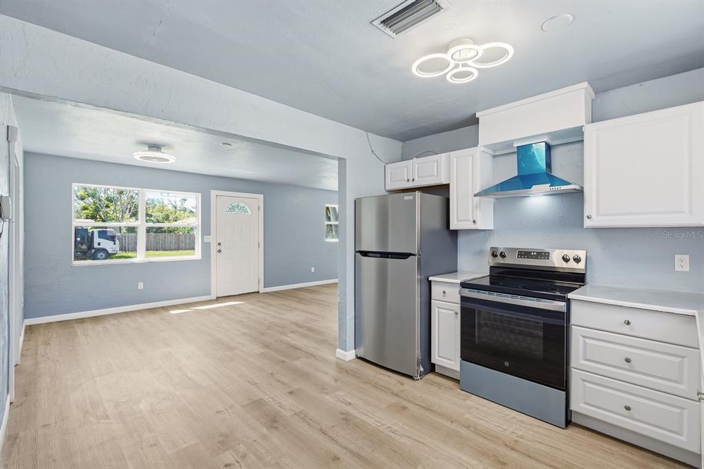 Property for sale at 8143 OVERLOOK PLACE NE, ST PETERSBURG, FL, 33702