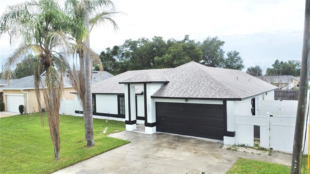 Property for sale at 305 CORNWALLIS COURT, KISSIMMEE, FL, 34758