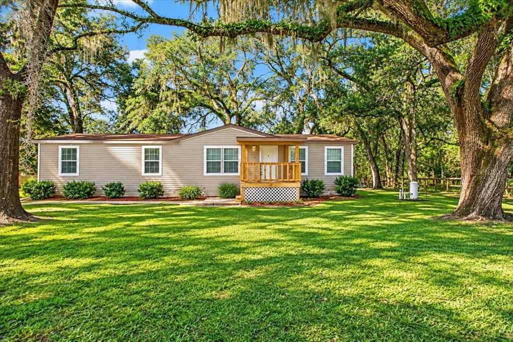 Property for sale at 14420 SW TUSTENUGGEE AVENUE, FORT WHITE, FL, 32038