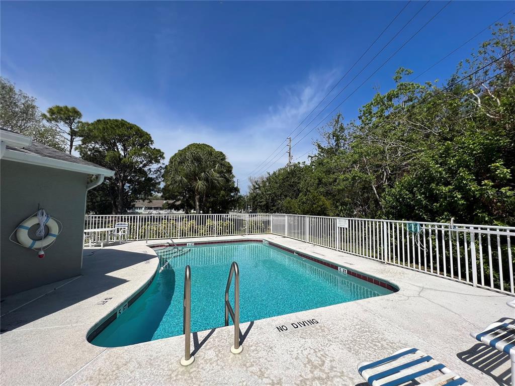 Property for sale at 9485 HAMLIN BOULEVARD UNIT 8, SEMINOLE, FL, 33776