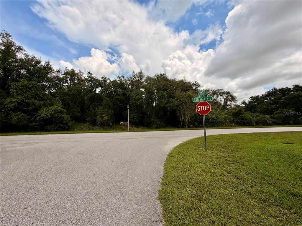 Property for sale at 5709 SUN VALLEY DRIVE, SEBRING, FL, 33876
