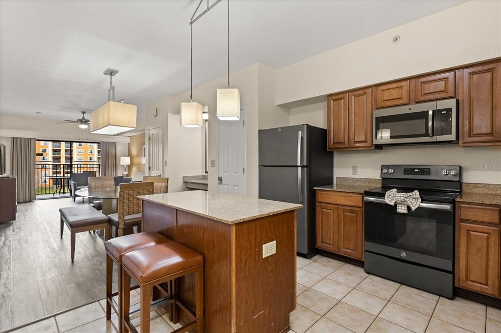 Property for sale at 12539 FLORIDAYS RESORT DRIVE UNIT 404D, ORLANDO, FL, 32821