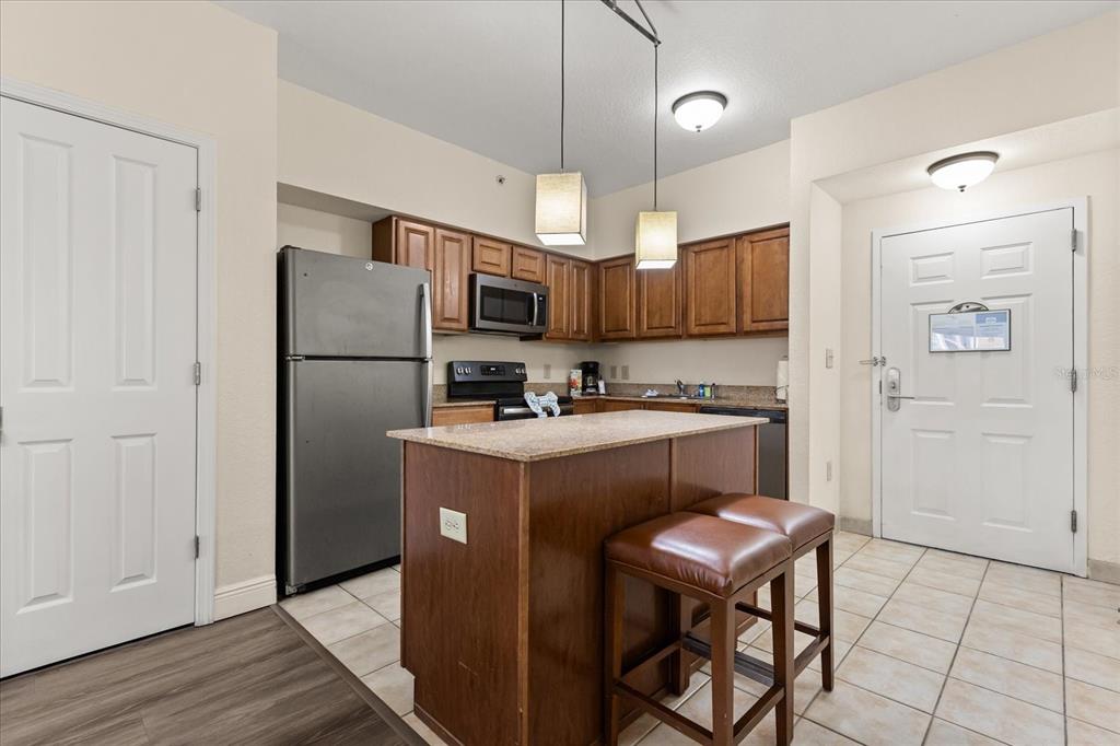 Property for sale at 12539 FLORIDAYS RESORT DRIVE UNIT 404D, ORLANDO, FL, 32821