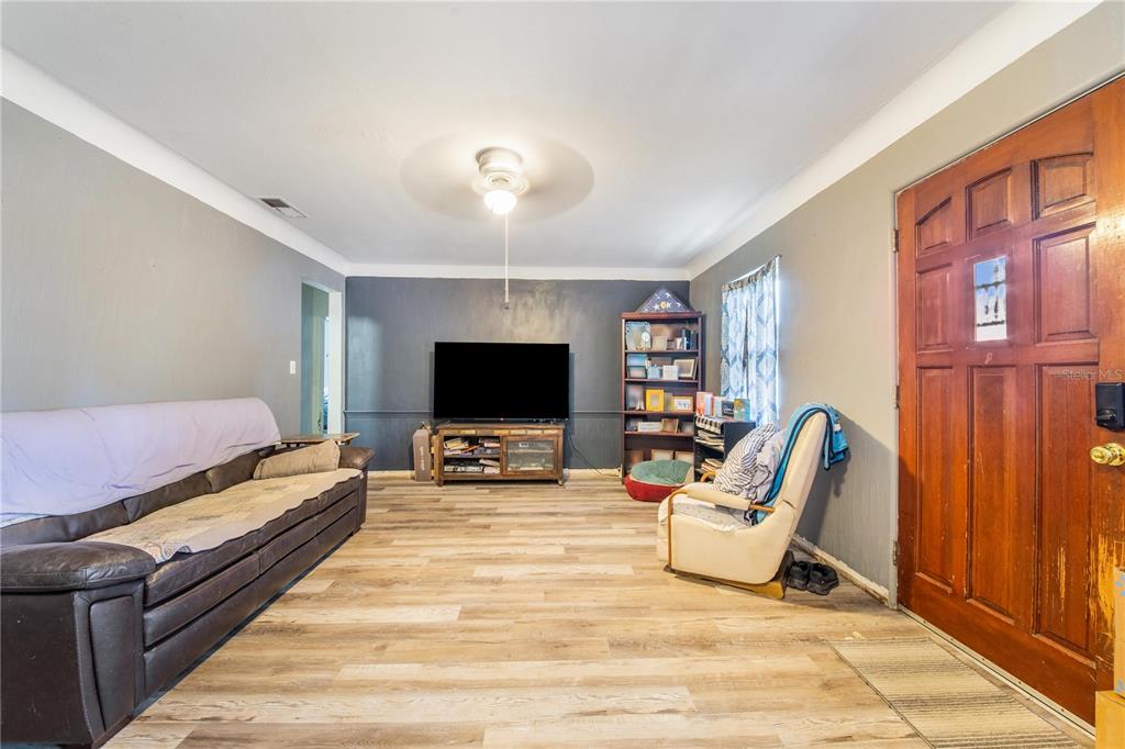 Property for sale at 400 E POMELO STREET, LAKE ALFRED, FL, 33850