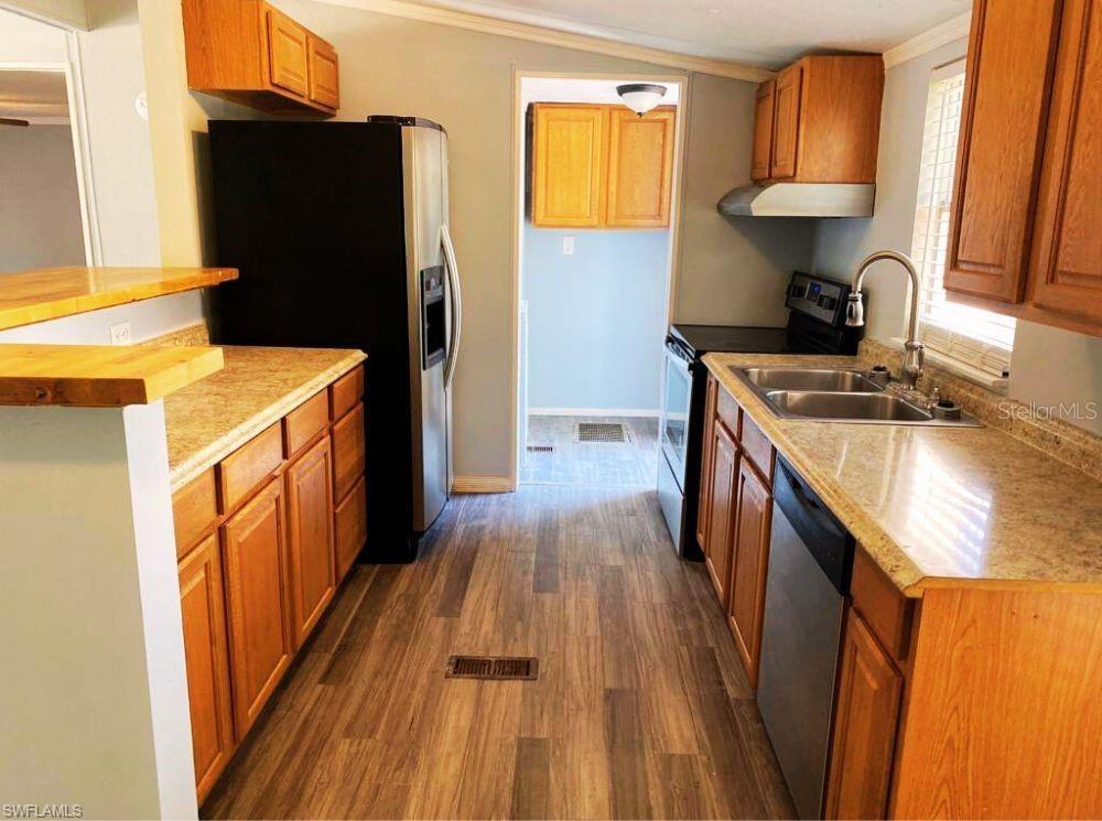 Property for sale at 1281 RICHMOND AVENUE, CLEWISTON, FL, 33440