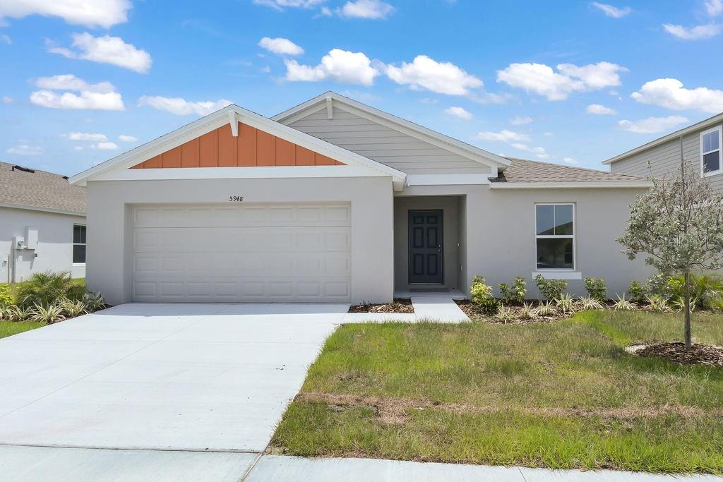 Welcome home to 5945 Slate Rock located in Lakeland