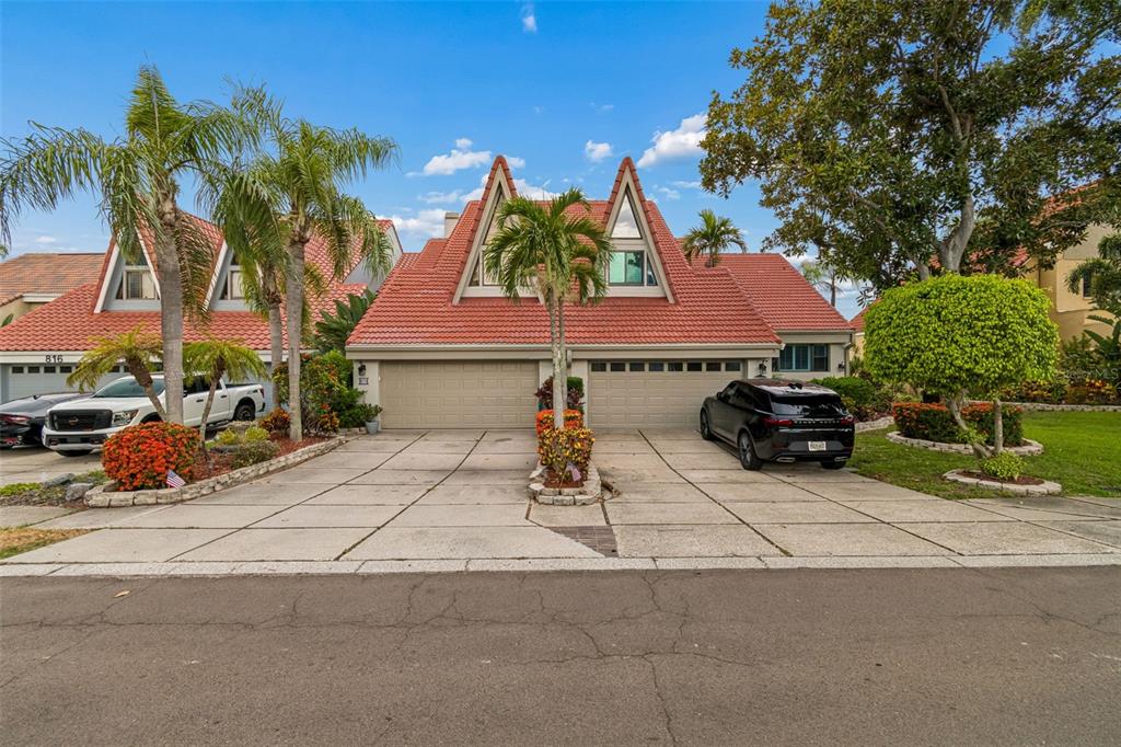 Property for sale at 820 SYMPHONY ISLES BOULEVARD, APOLLO BEACH, FL, 33572