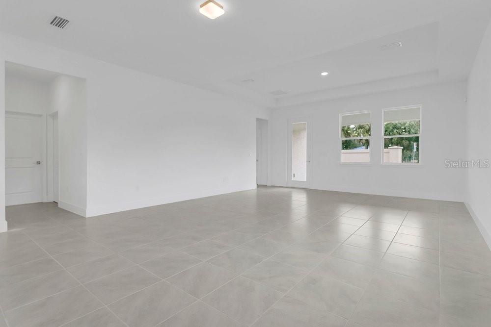 Property for sale at 118 ELENA LAVIN CIRCLE, ORLANDO, FL, 32807