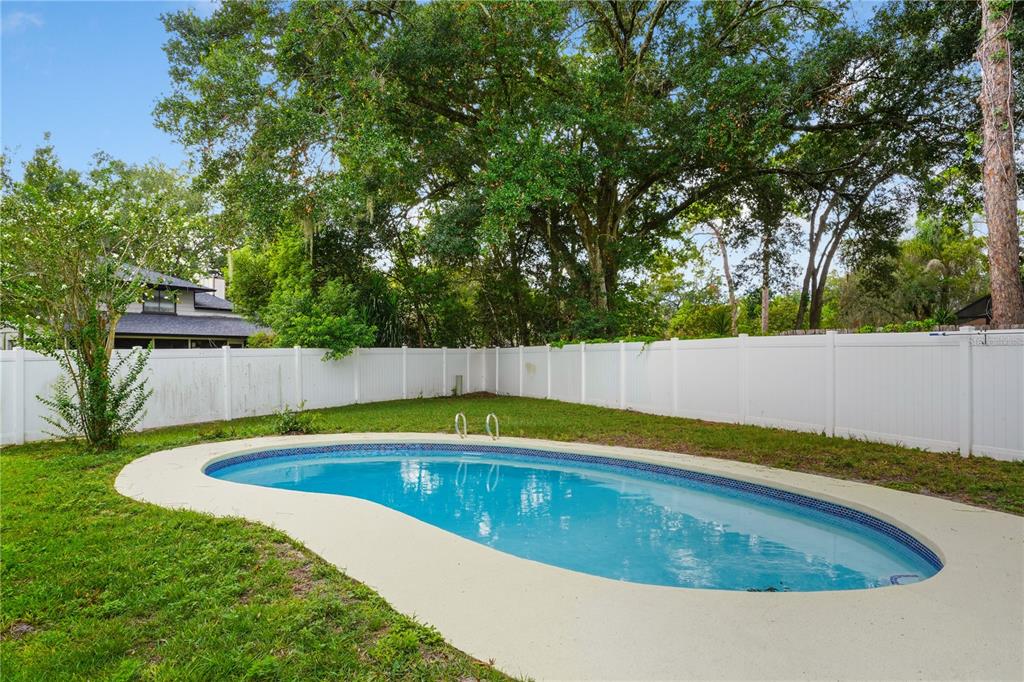 Property for sale at 214 PEMBROOK PLACE, LONGWOOD, FL, 32779