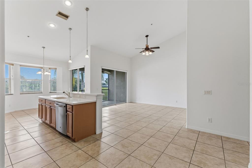 Property for sale at 1003 FAIRWAYCOVE LANE UNIT 207, BRADENTON, FL, 34212