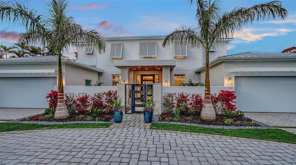 Property for sale at 1521 S LAKE SHORE DRIVE, SARASOTA, FL, 34231