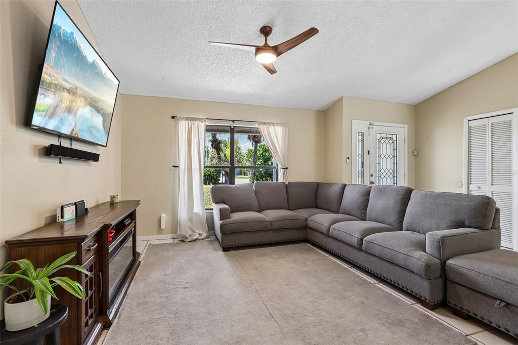 Property for sale at 6805 LONGPOINTE WAY, TAMPA, FL, 33615
