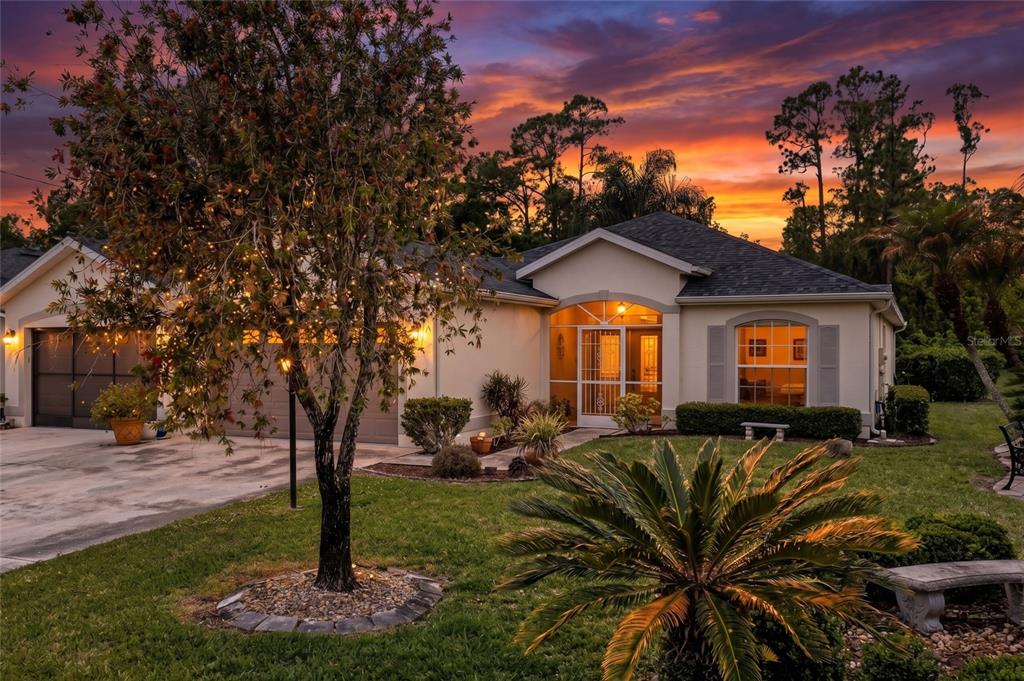 Property for sale at 13440 SW PEMBROKE CIRCLE N, LAKE SUZY, FL, 34269