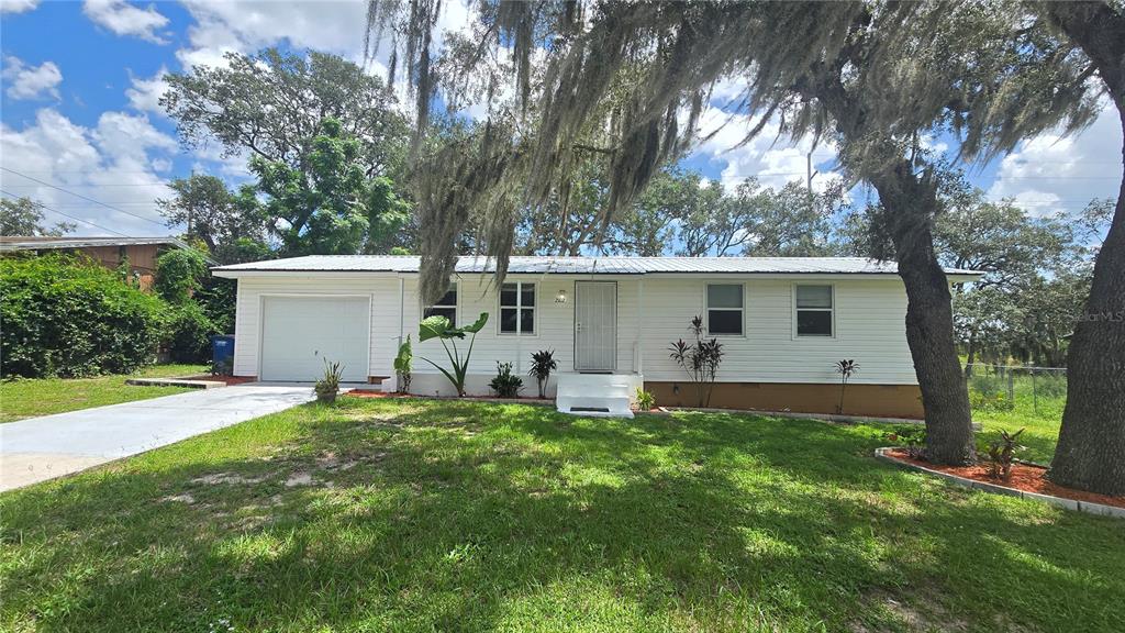 Property for sale at 2102 ORANGE BLOSSOM AVENUE, SEBRING, FL, 33870
