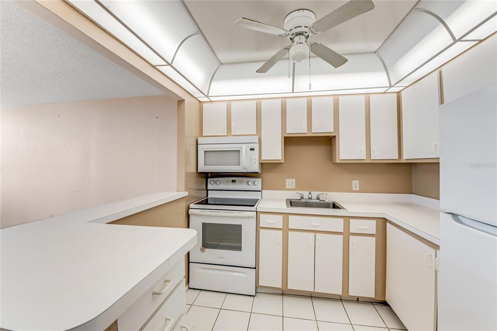 Property for sale at 935 N HALIFAX AVENUE UNIT 705, DAYTONA BEACH, FL, 32118