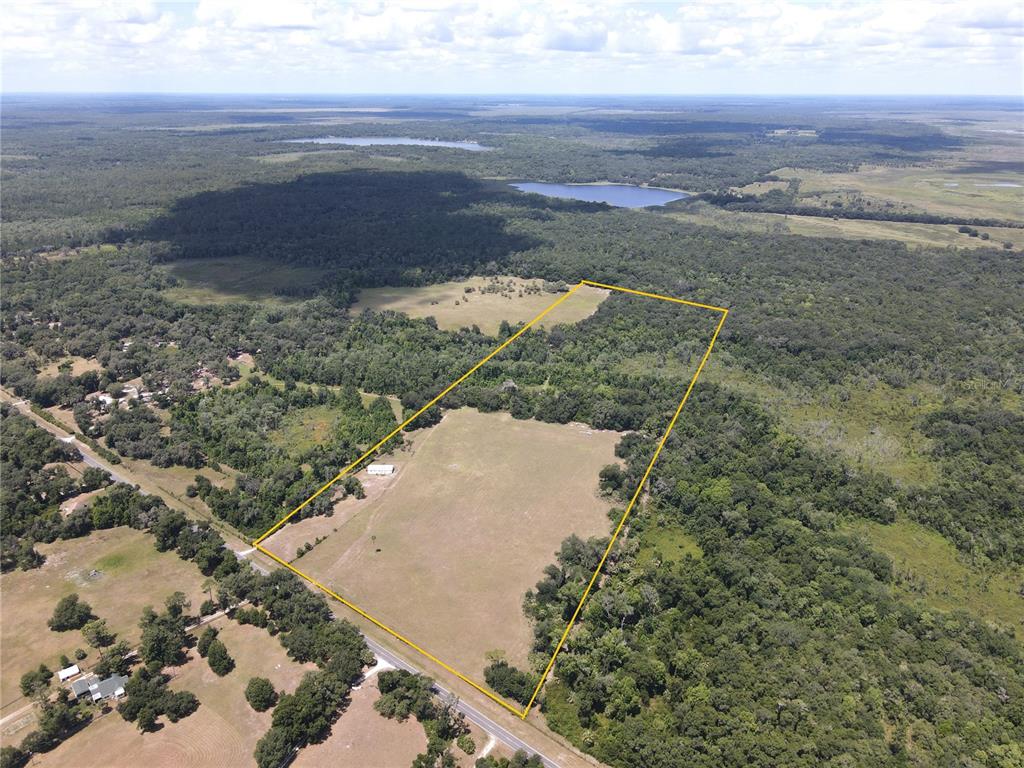 Property for sale at 11804 SE COUNTY ROAD 234, MICANOPY, FL, 32667