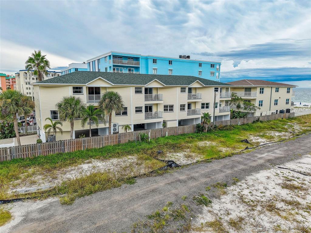 Property for sale at 18522 GULF BOULEVARD UNIT D, INDIAN SHORES, FL, 33785