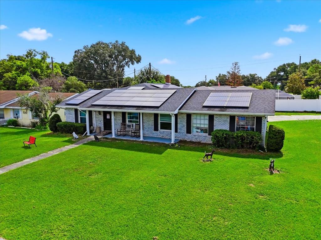 Property for sale at 408 LANIER LANE, WINTER HAVEN, FL, 33884