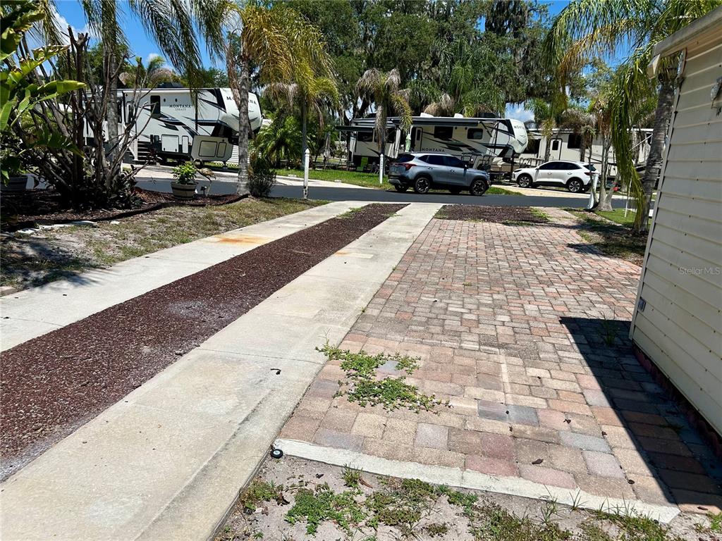 Property for sale at 2928 BIRDIE DRIVE, BOWLING GREEN, FL, 33834