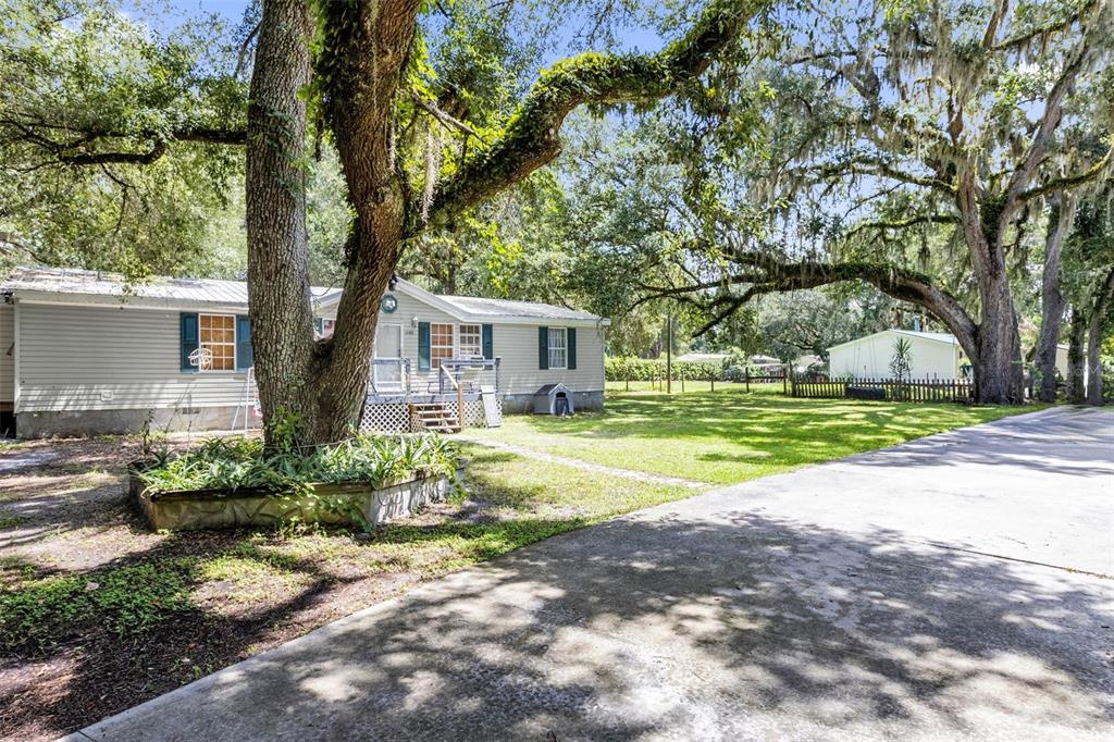 Property for sale at 1705 SE 179 PLACE, SUMMERFIELD, FL, 34491