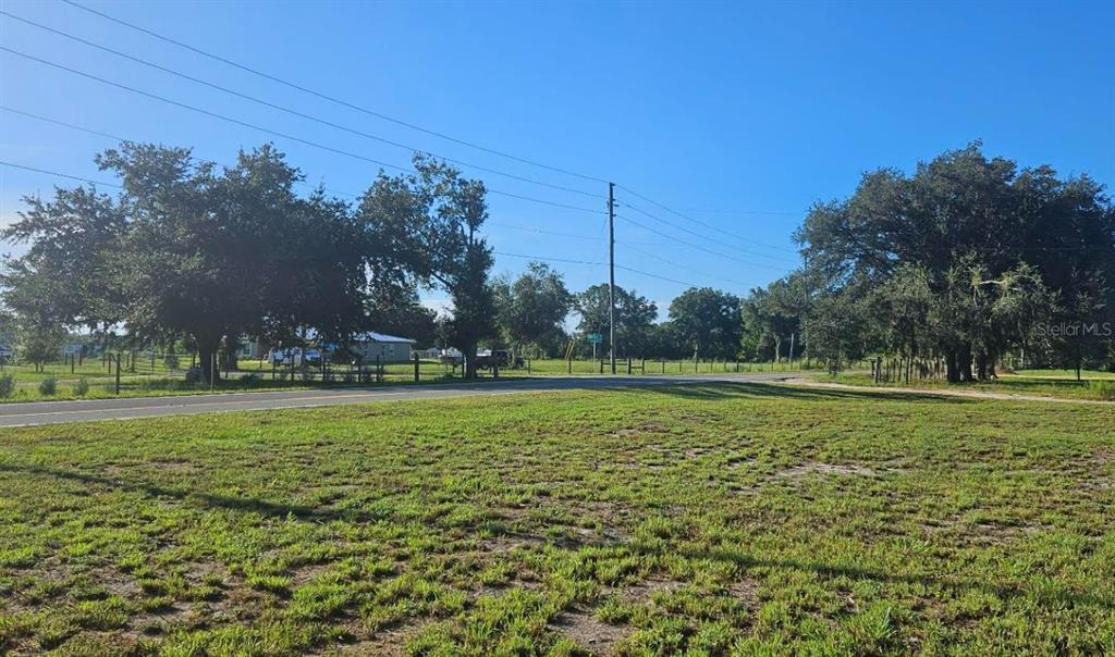 Property for sale at TBD WEST FROSTPROOF ROAD LOT 11 & 12, FROSTPROOF, FL, 33843