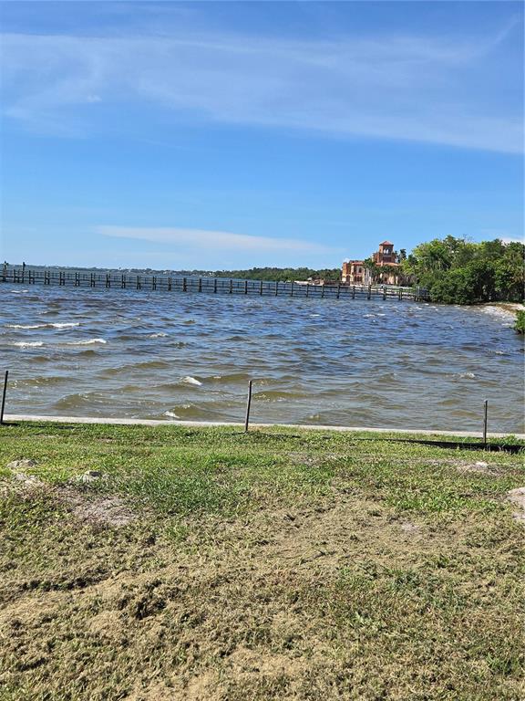 Property for sale at 337 N SHORE DRIVE, SARASOTA, FL, 34234