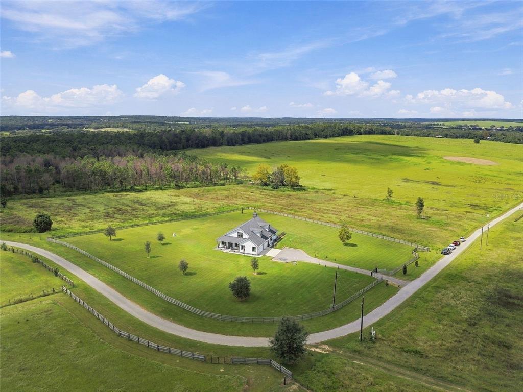 Property for sale at 16705 HILLTOP HORIZONS PLACE, DADE CITY, FL, 33523