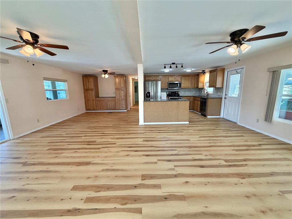 Property for sale at 176 AZALEA TRAIL, LEESBURG, FL, 34748