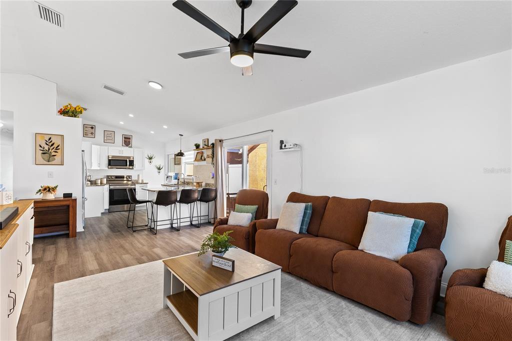 Property for sale at 421 HORIZON DRIVE, WINTER SPRINGS, FL, 32708