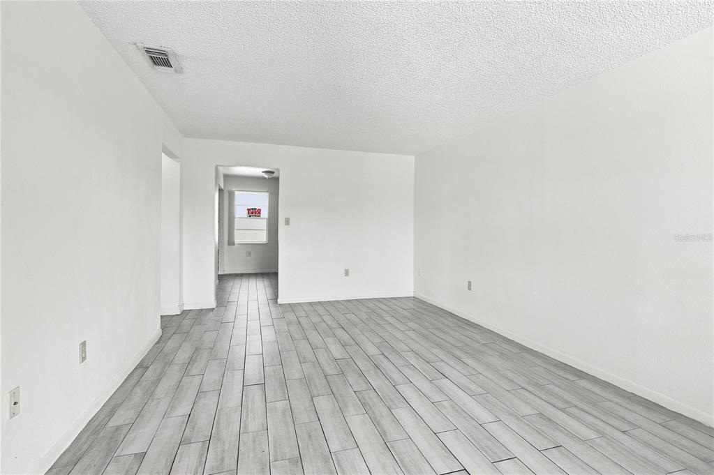 Property for sale at 101 LAKE HUNTER DRIVE UNIT 11, LAKELAND, FL, 33803