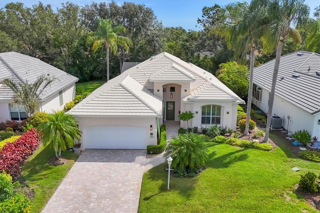 Property for sale at 7916 HAMPTON COURT, UNIVERSITY PARK, FL, 34201