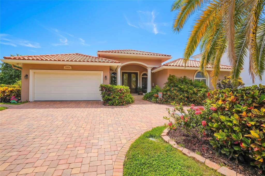 Property for sale at 2001 ILLINOIS AVE NE, ST PETERSBURG, FL, 33703