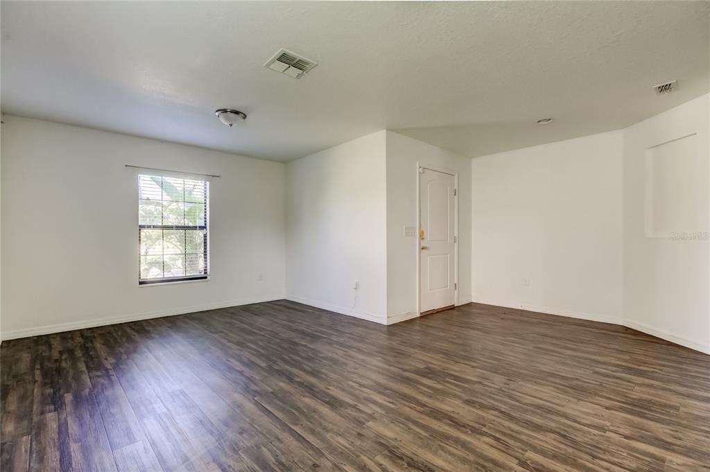 from flex room towards front door.