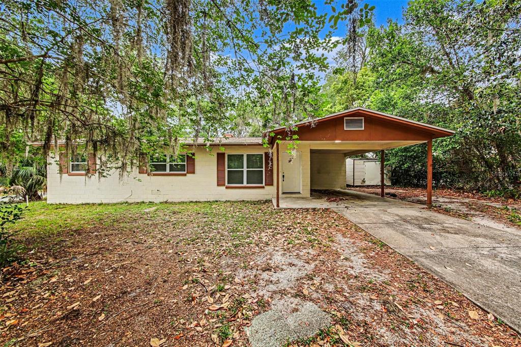 Property for sale at 2318 JOBBINS DRIVE, LEESBURG, FL, 34748