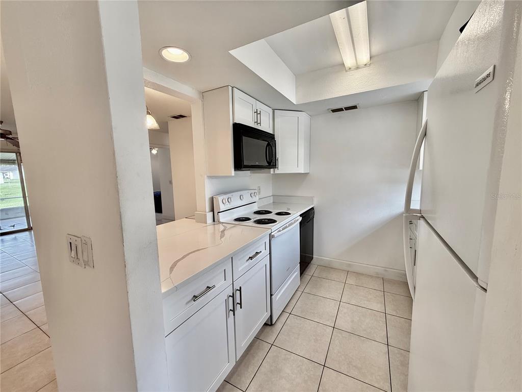 Property for sale at 9605 EASTFIELD ROAD UNIT 9605, THONOTOSASSA, FL, 33592