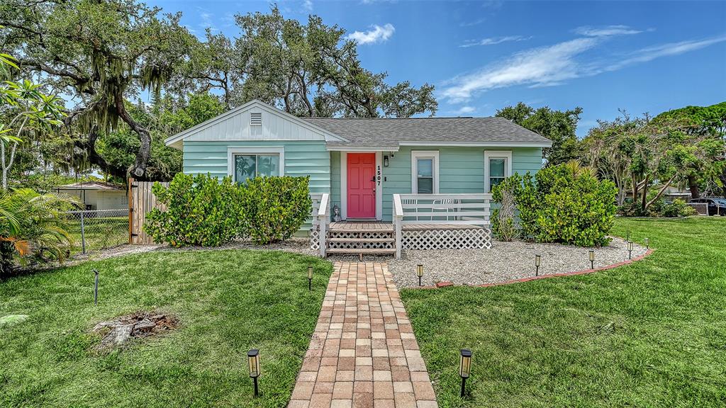 Property for sale at 1507 10TH AVENUE W, PALMETTO, FL, 34221