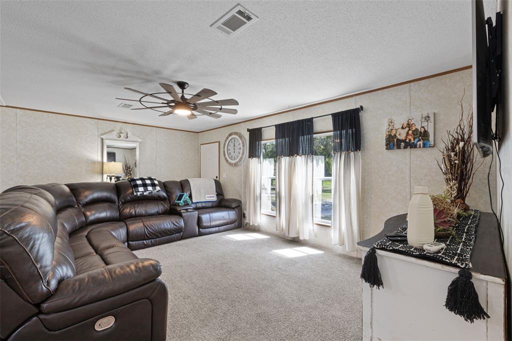 Property for sale at 140 SW SPAULDING COURT, FORT WHITE, FL, 32038
