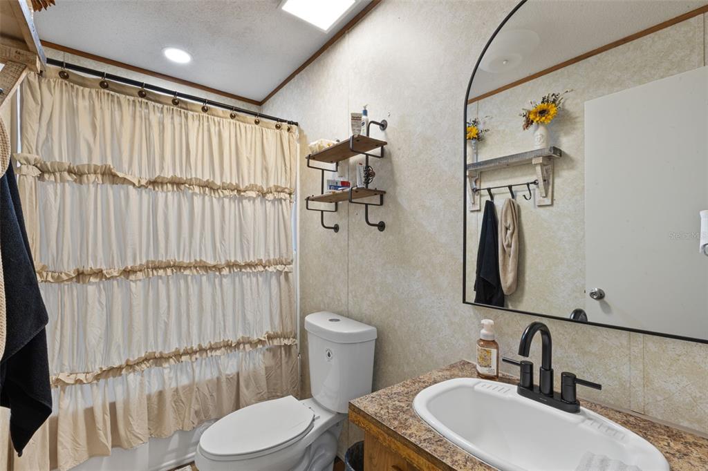 Property for sale at 140 SW SPAULDING COURT, FORT WHITE, FL, 32038