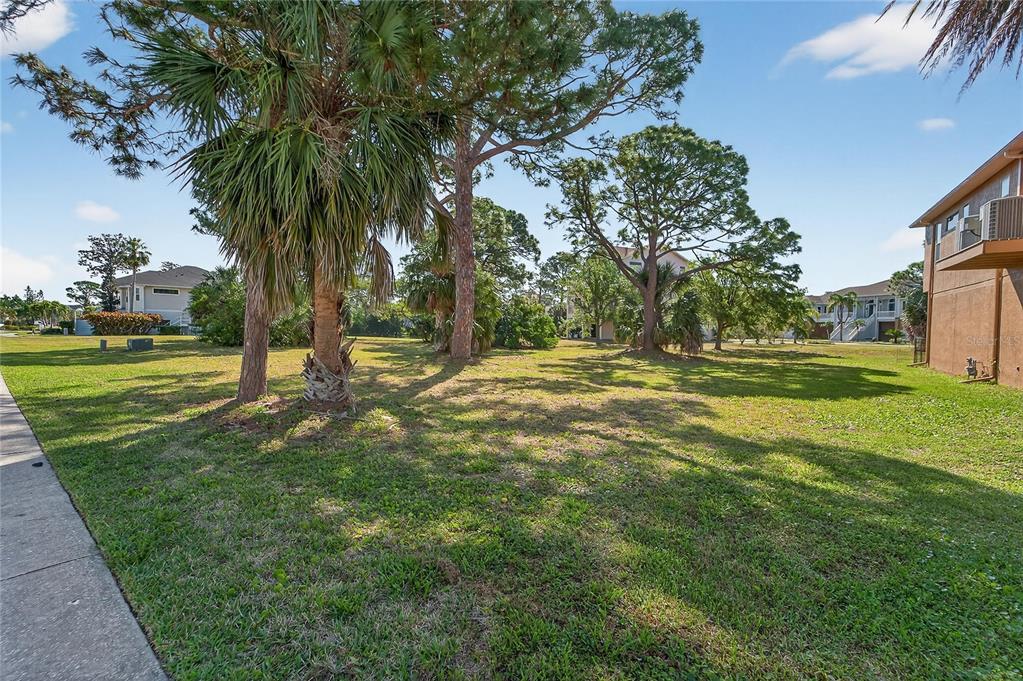 Property for sale at HARBOUR WATCH CIRCLE, TARPON SPRINGS, FL, 34689